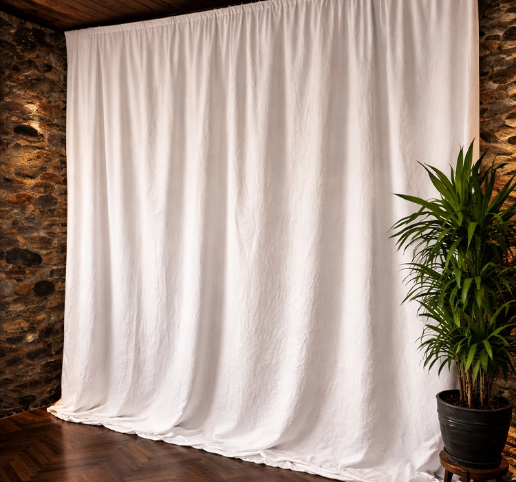 Weiße Leinwand